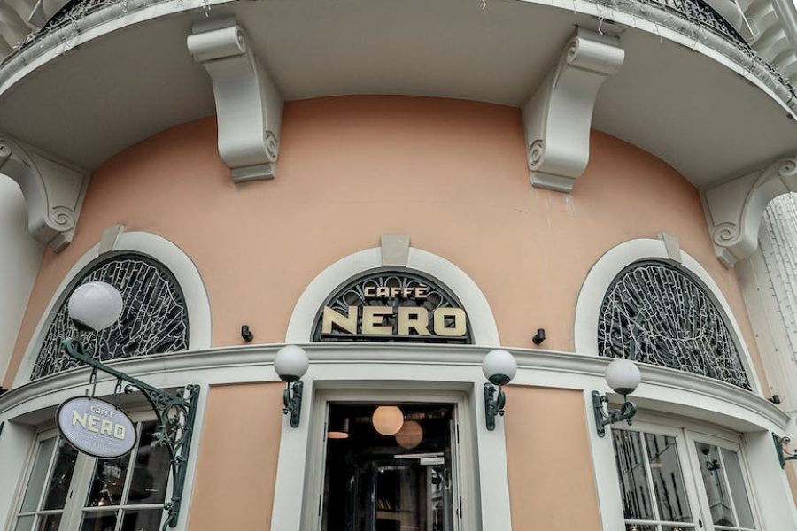 weaknesses of caffe nero