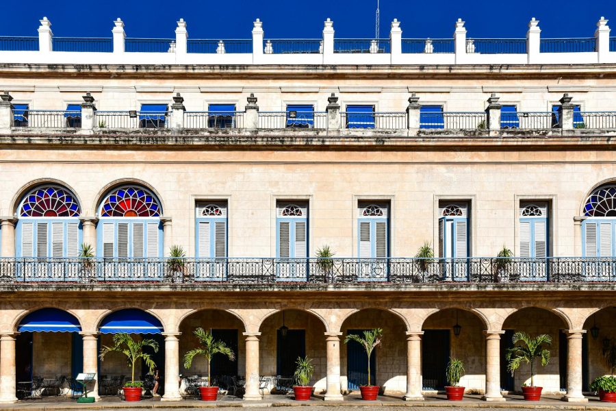 5 star hotel swot analysis
