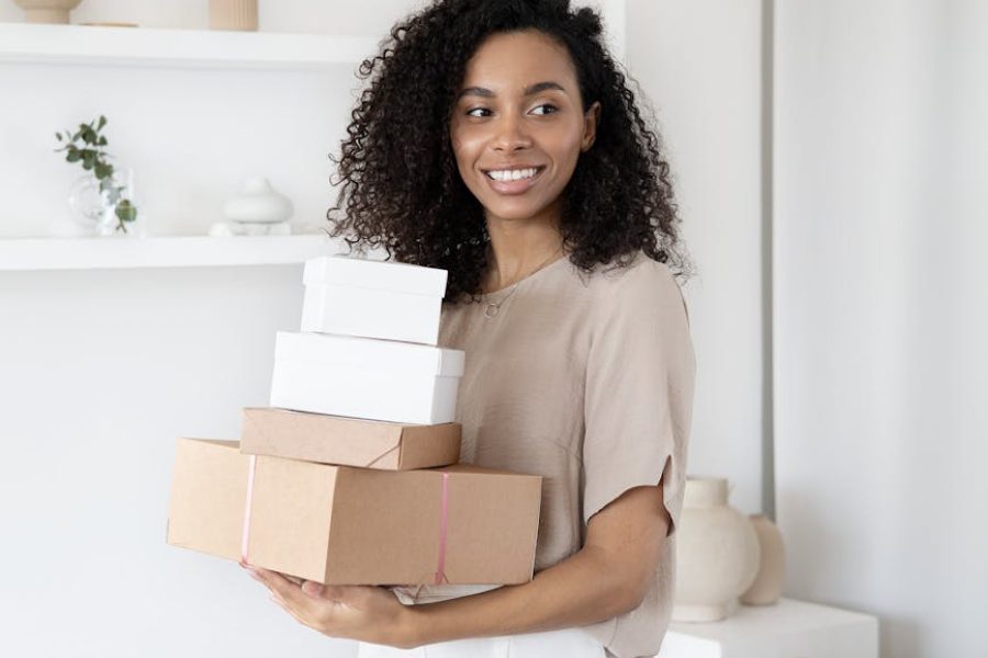 online vs brick-and-mortar general merchandise business