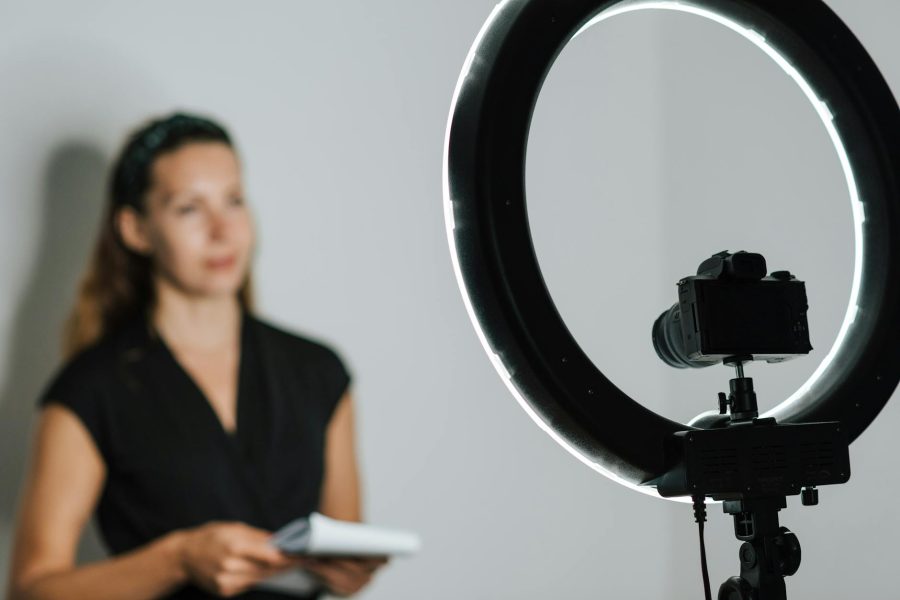 broadcast journalist job outlook