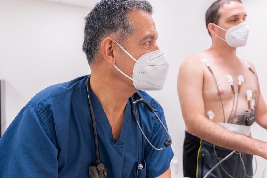 responsibilities of a cardiologist