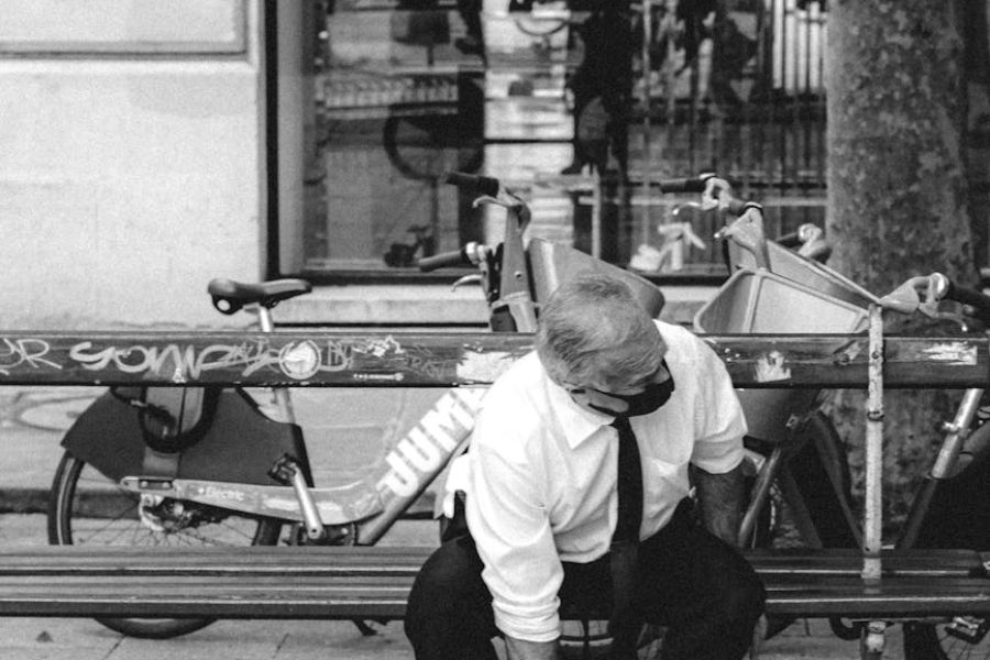 talent manager responsibilities